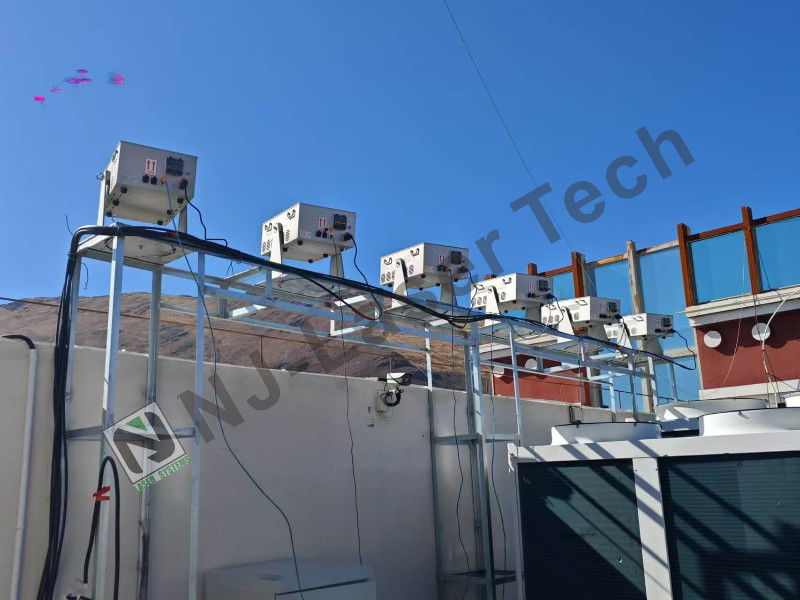 Voltaggio di uscita DC12V 1A Luce laser a fase per AC100-240V 50/60Hz Voltaggio di ingresso -40°C-60°C